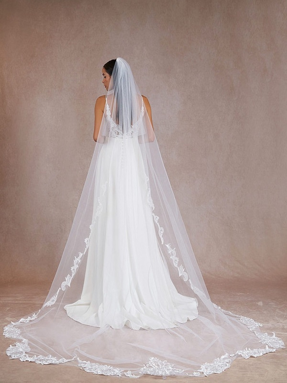 New Azazie Maria Lace Cathedral Veil